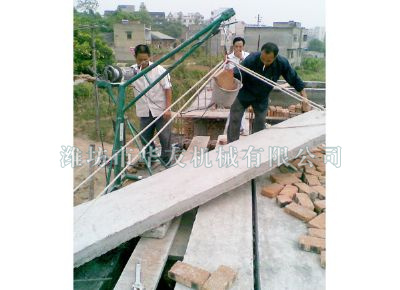 點擊查看詳細信息<br>標題：濰坊華友機械建筑小吊機 閱讀次數：5072